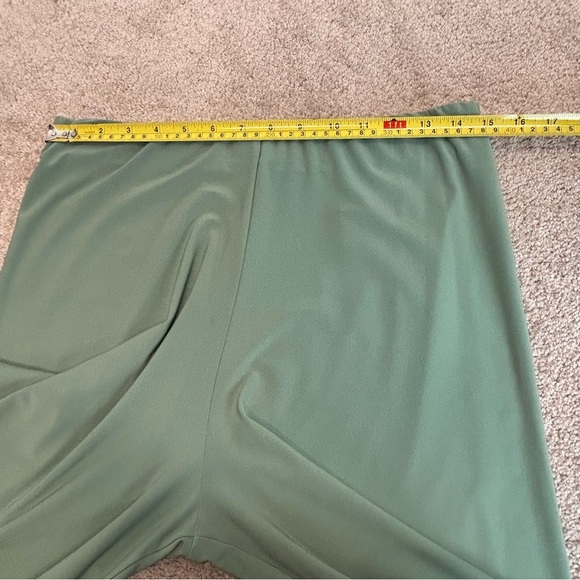 Zara Green stretchy wide leg cropped culottes pants Sz L pull on high rise Sz L - Picture 8 of 15